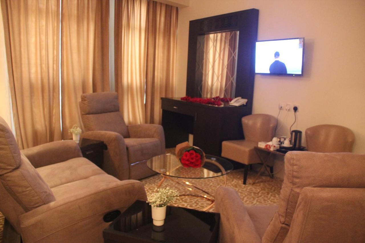 Al Bayraq Hotel Mecca Exterior foto